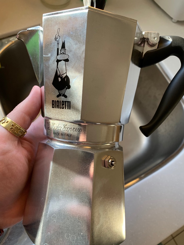 Bialetti Moka Pot (9-Cup Moka Express)